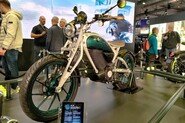 Elektrická budoucnost v podání Royal Enfield sází na moderní retro