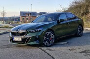 BMW 550e xDrive (2024)
