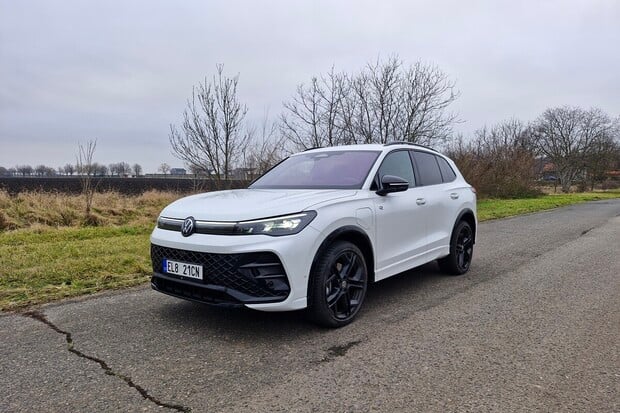 Právě testujeme plug-in hybridní Volkswagen Tiguan R-line