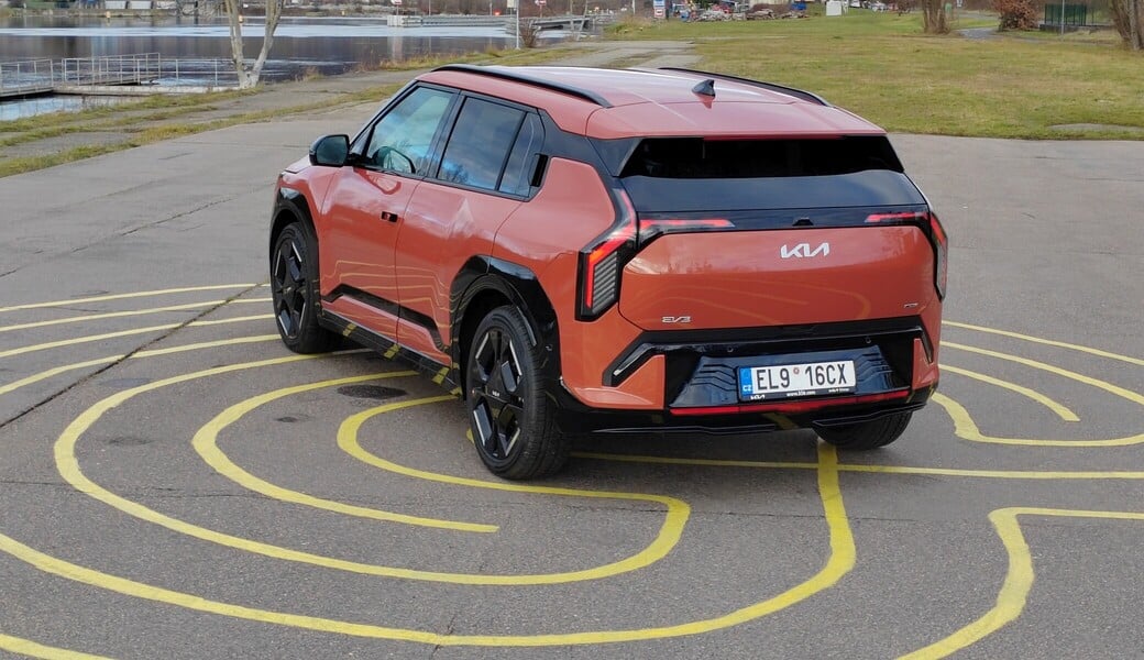 Kia EV3