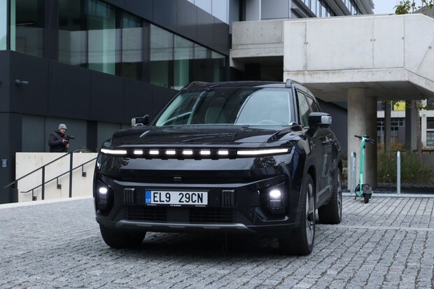 SsangYong Torres EVX