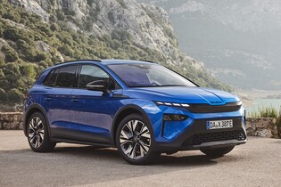 Autotrh v EU: mírně slabší, zato ale električtější než kdy dřív