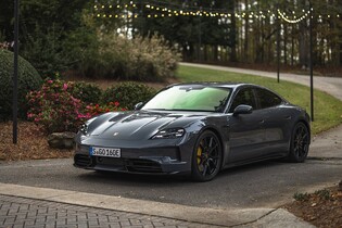 Porsche, Hyundai a Kia zazářily v nabíjecím žebříčku