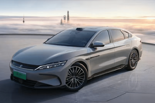 BYD již brzy představí 1000V architekturu. Naprosto tím deklasuje konkurenci