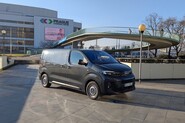 Děláme ostrý kurýrní test elektrické dodávky Opel Vivaro Electric