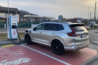 Kurýrem v plug-in hybridu Honda CR-V e:PHEV