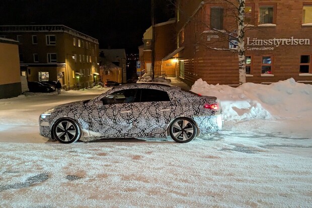 Mercedes testuje model CLA v drsných podmínkách u polárního kruhu