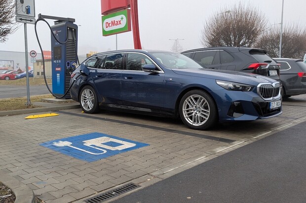 BMW i5 Touring eDrive40 