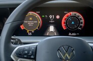 Řidiči Volkswagenů mohou jako první využívat technologii Car2X na silnicích v ČR