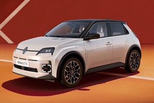 Novodobý Renault 5 lze nově objednávat v exkluzivní výbavě Rolland Garros