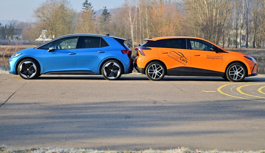 Souboj bazarových hitů. Je lepší ojeté VW ID.3, nebo MG4?