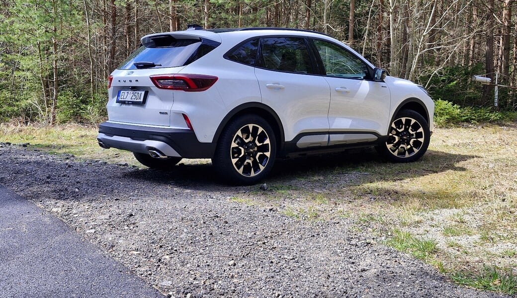 Ford Kuga 2.5 Duratec PHEV Active X (2025)