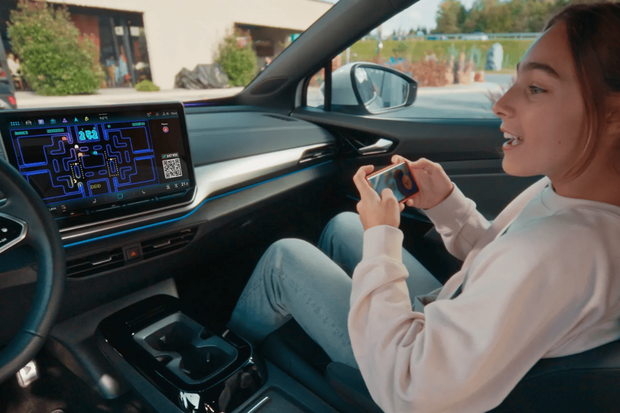 Volkswagen přináší legendárního PAC-MANa do vybraných vozů