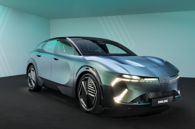 Dveře z ananasu, vodík a obří displej: Renault Embleme znovu naživo a detailně