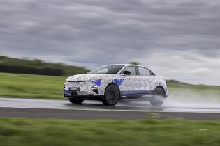 Alpine A390 je za dveřmi. Prochází finálními testy a blíží se jeho premiéra