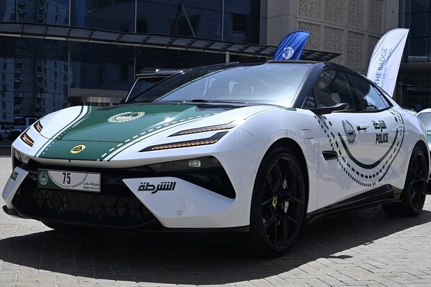 Dubajská policie získala velmi elektrizující posilu vozového parku
