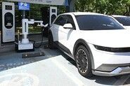 Hyundai usnadní nabíjení, už nebudete muset ven z auta