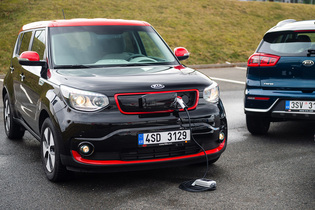 Kia Soul EV pro modelový rok 2018 urazí až 250 km. Kolik bude stát?