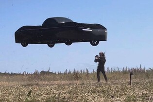 Nudíte se? Kupte si létající Alef. Není to auto, letadlo ani vrtulník