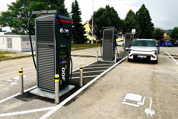 E.ON Drive otevřel ultrarychlý hub s průjezdními místy u hranic s Rakouskem