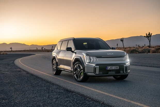 Nabušená Kia EV9 GT vstupuje na český trh. Svých 508 koní dá za 2,3 milionu Kč