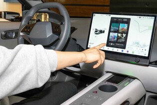 Tesla stále inspiruje. Hyundai podle ní upraví ovládání svých aut