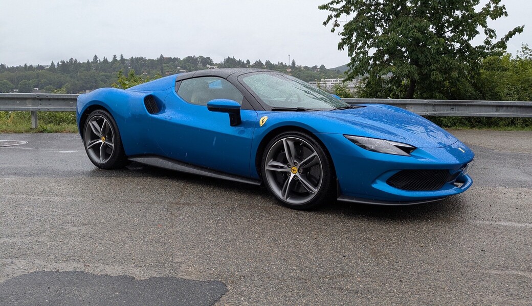 Ferrari 296 GTS