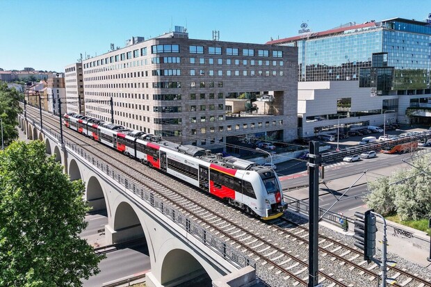 Pražskou železnici čeká historická změna. Předcházet ovšem bude týden zmatků