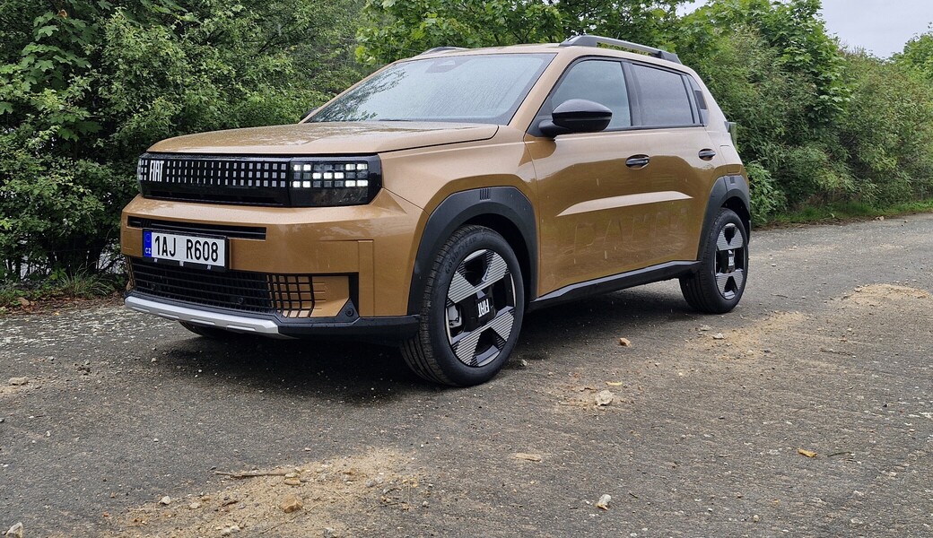 Fiat Grande Panda Hybrid eDTC6 (2025)