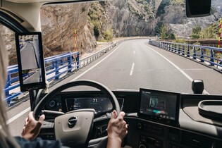 Volvo Trucks uvádí na trh vylepšený systém pro odhalení defektu pneumatiky