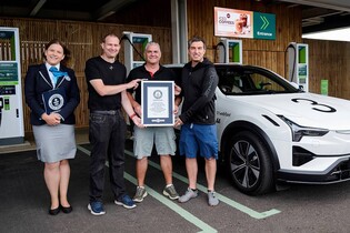 Více než 1 700 km na jediné nabití se sériovým autem? Není problém