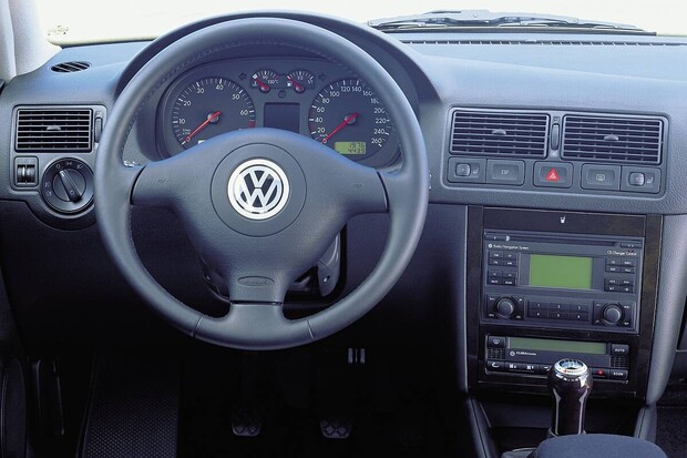 Hon na dotykové displeje začíná. Jejich nadužívání má dalšího odpůrce