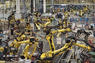 Reportáž z továrny Hyundai Nošovice. Ocelový balet s vlasteneckým podtónem