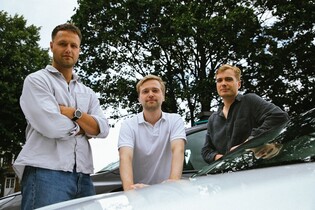 Musk vyhodil tým, který postavil Superchargery. Teď založili vlastní firmu