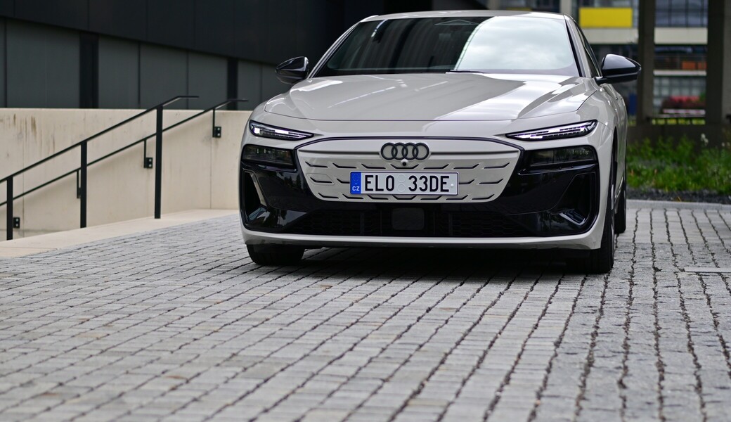 Nový rekordman! Audi A6 Sportback e-tron dojelo na dálnici nejdál