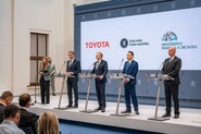V Česku bude třetí továrna na elektromobily. Díky Toyotě