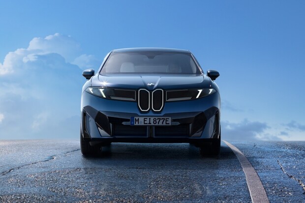 BMW iX3 naživo a podrobně. Zde je vše, co potřebujete vědět 