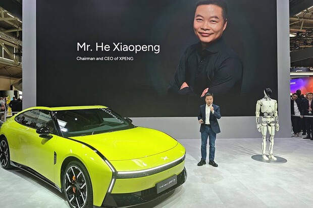 Nový Xpeng P7 je tady a konkurenci nedá nic zadarmo. Jeho parametry jsou oslňující