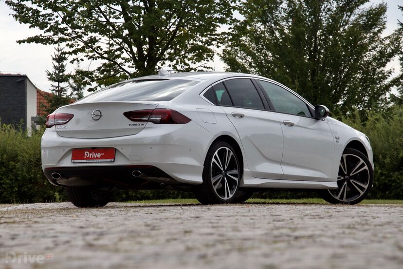 Insignia GS 2.0 Turbo (2017)