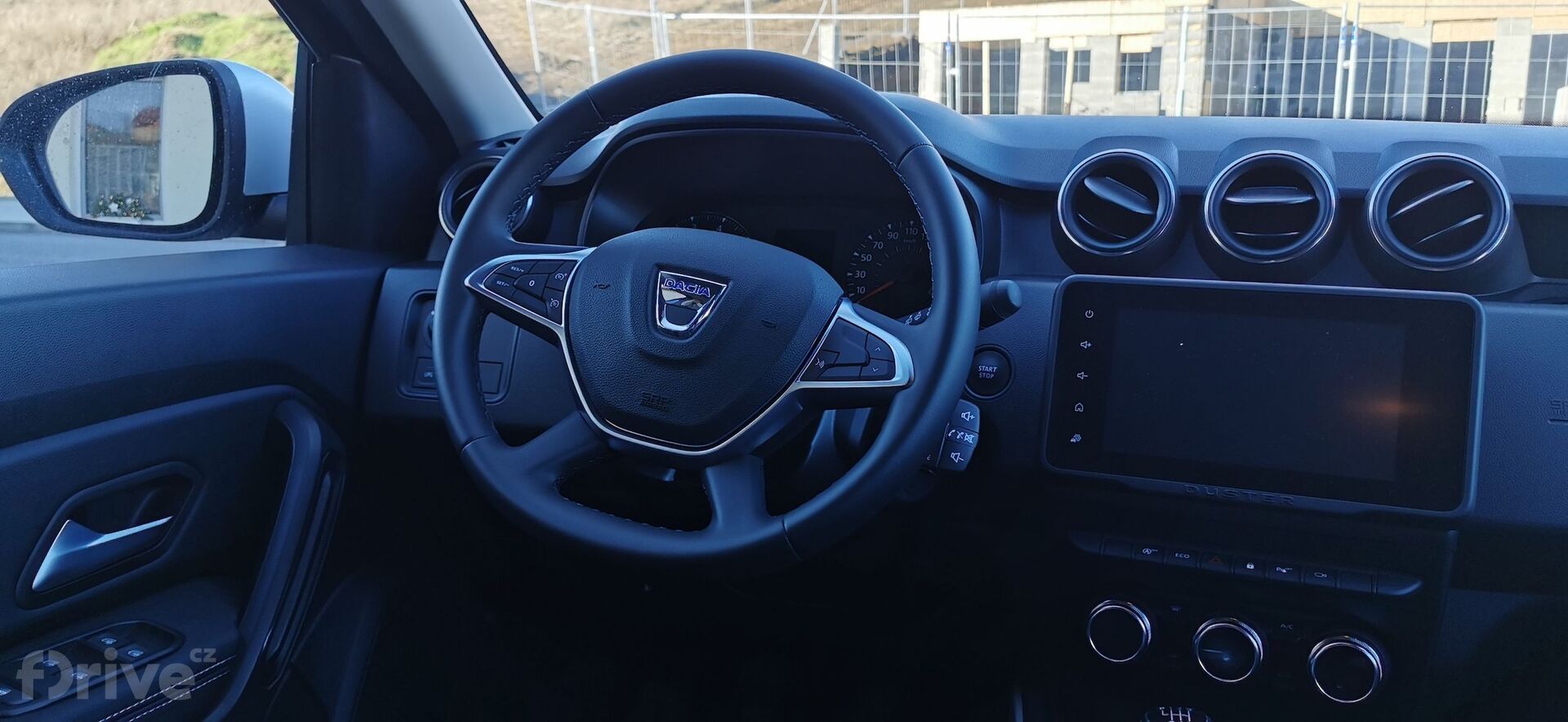 Interiér Dacie Duster