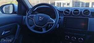 Interiér Dacie Duster