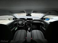 Interiér Peugeot e-208