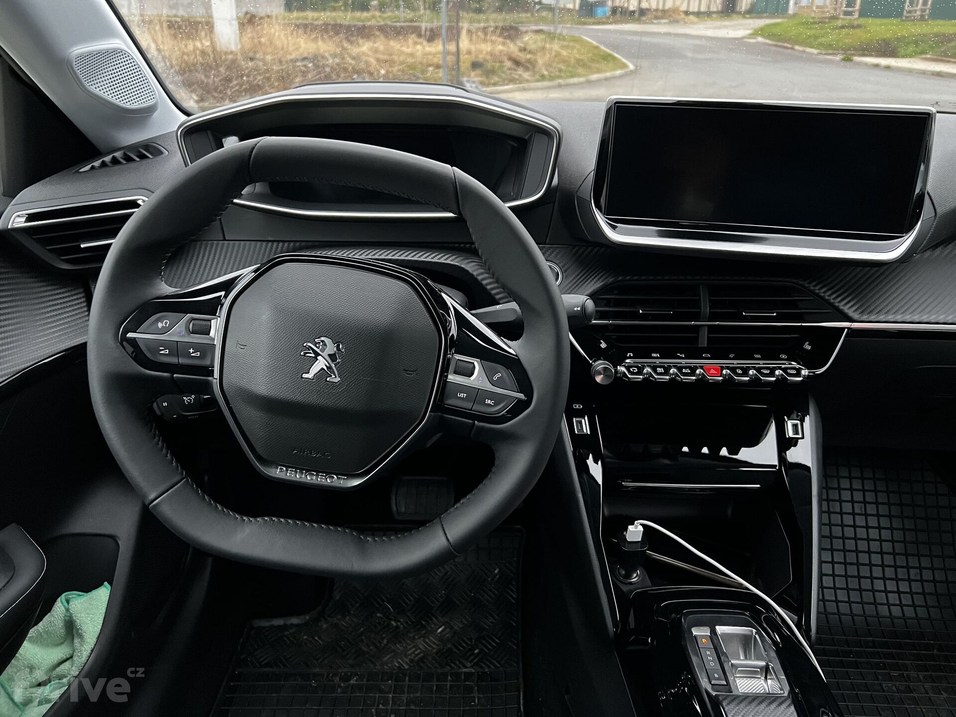 Interiér Peugeot e-208