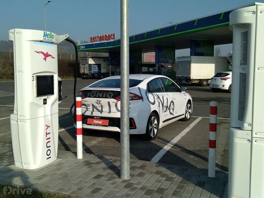 IONITY, Beroun, dálnice D5, 18. km směr Praha, ČS OMV