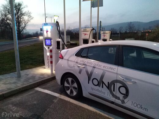 IONITY, Beroun, dálnice D5, 18. km směr Praha, ČS OMV