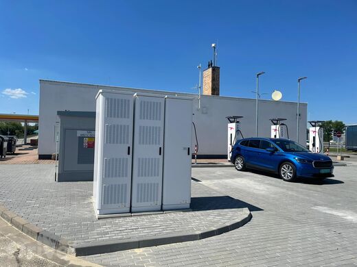 Ionity, dálnice D2, Ladná, čerpací stanice Shell směr Bratislava