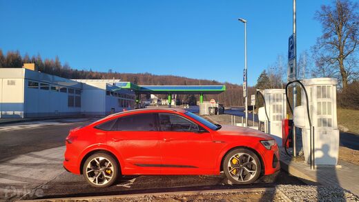 Ionity, OMV D1 Pávov, směr Brno