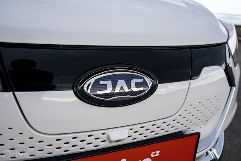 JAC iEV7S