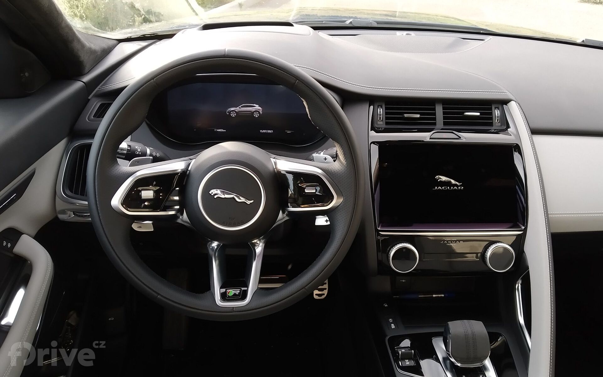 Jaguar E-Pace D200 AWD R-Dynamic