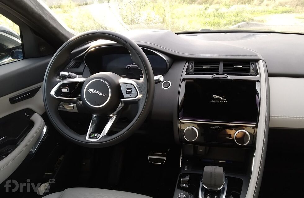 Jaguar E-Pace D200 AWD R-Dynamic